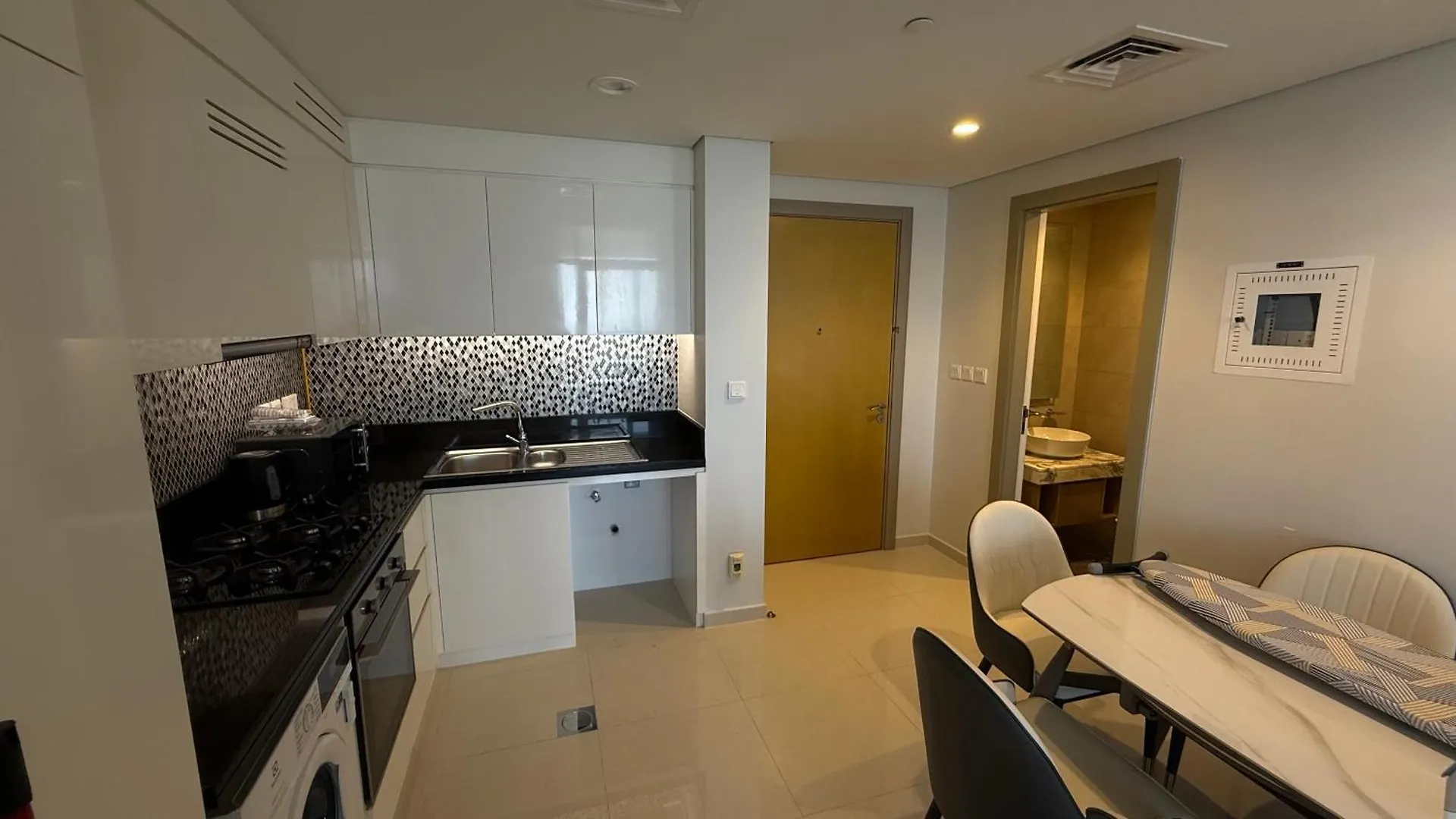 Aykon City Dubai Apartment