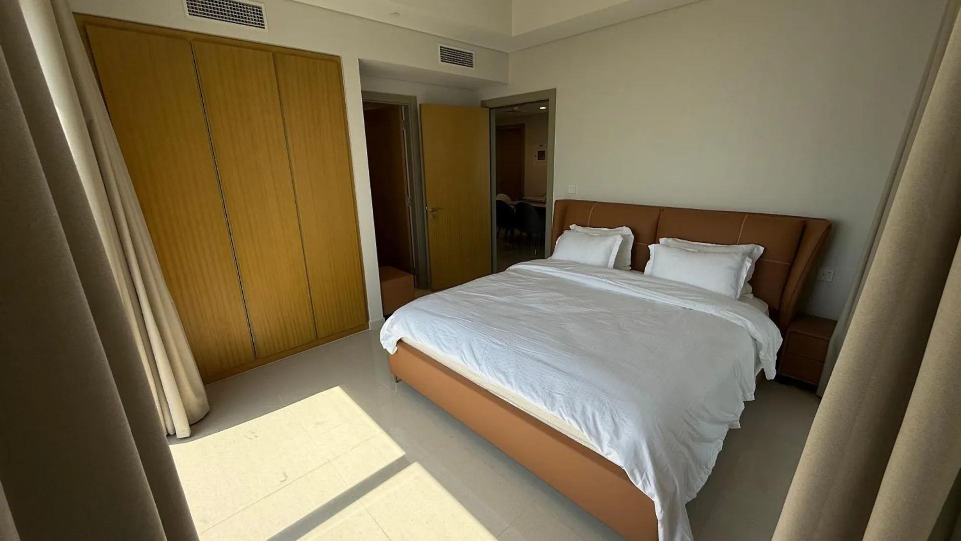 Apartment Aykon City Dubai
